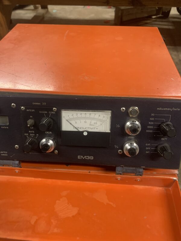 Geonics EM-39 Borehole Conductivity and Gamma Probe system - Image 2