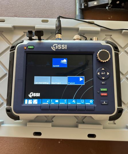 GSSI UtilityScan Pro System with SIR-4000, 350HS Antenna, LINETRAC AC and 3-wheel cart - Image 2